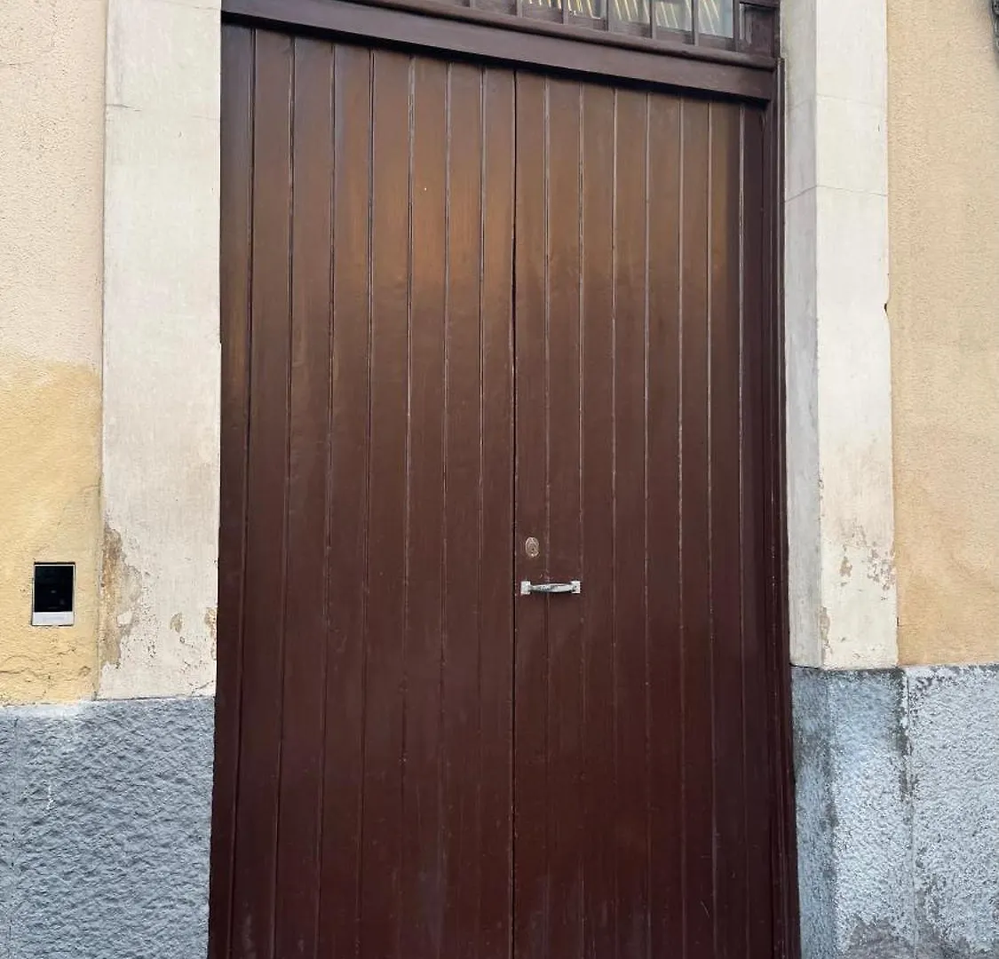 Lorenzo'S House Catania City Centre - Comfortable Large Apartment With 2 Bedrooms And 2 Baths, Close To Trains, Metro And Bus Station